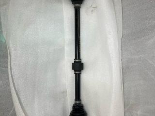 полуось передняя правая (приводной вал, ШРУС) Chevrolet TrailBlazer 3 поколение 2020, 1.3 л., бензин, вариатор, белый, внедорожник 5 дв., передний привод, 60005543