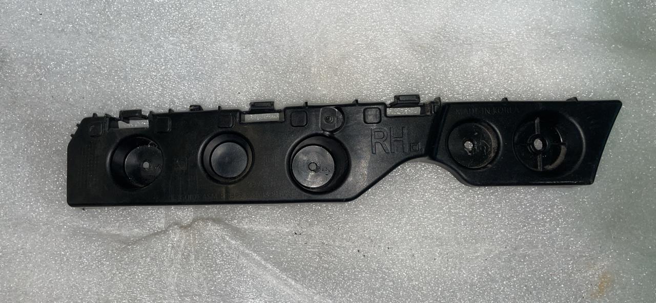 Крепление бампера заднего Chevrolet TrailBlazer 3 поколение 2020, 1.3 л., бензин, вариатор, белый, внедорожник 5 дв., передний привод, 42766414 - фото №1