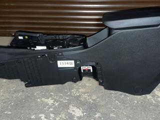 консоль салона Chevrolet Trax 1 поколение [рестайлинг] 2023, 1.2 л., бензин, синий, внедорожник 5 дв., передний привод