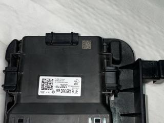 блок комфорта Chevrolet TrailBlazer 3 поколение 2022, 1.3 л., бензин, вариатор, белый, хетчбэк 5 дв., передний привод, 13542827