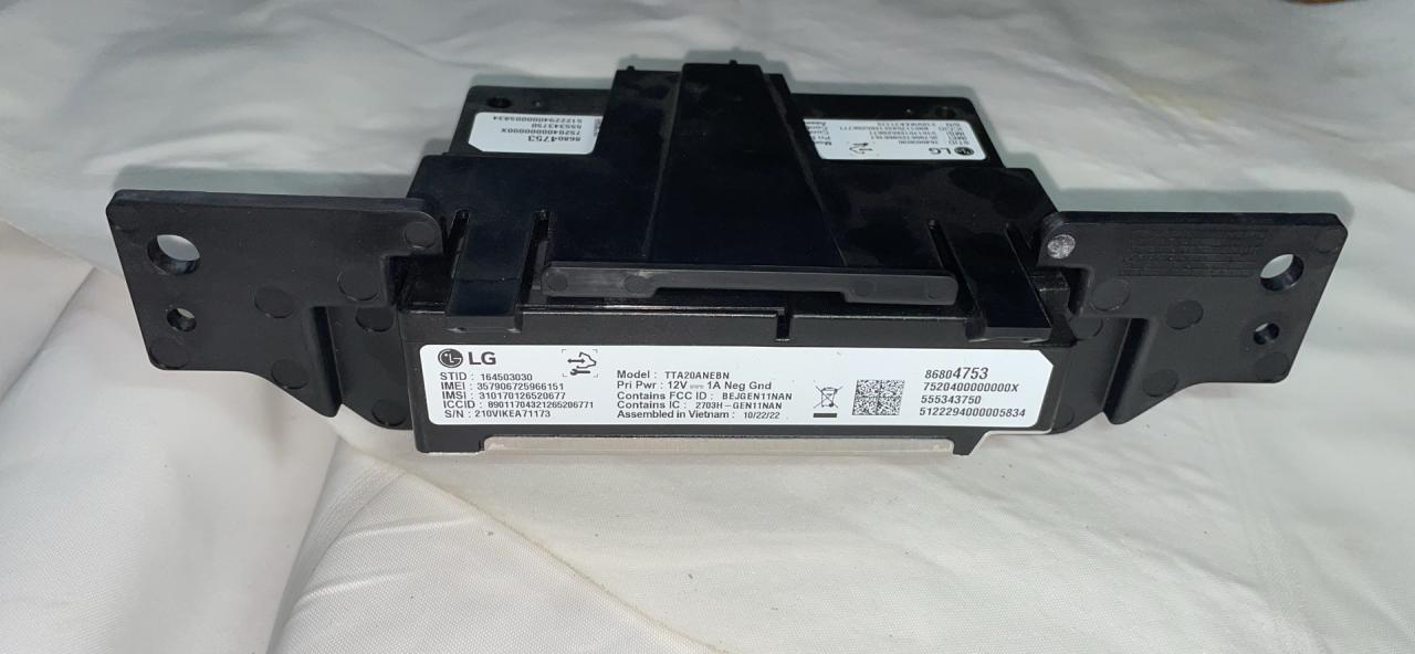 Блок управления телематика Chevrolet TrailBlazer 3 поколение 2022, 1.3 л., бензин, вариатор, белый, хетчбэк 5 дв., передний привод, 86804753 - фото №1