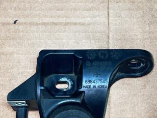 кронштейн радиатора Chevrolet TrailBlazer 3 поколение 2022, 1.3 л., бензин, вариатор, белый, хетчбэк 5 дв., передний привод, 42562828