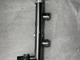 топливная рампа Chevrolet TrailBlazer 3 поколение 2022, 1.3 л., бензин, вариатор, белый, хетчбэк 5 дв., передний привод, 12698574