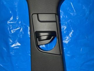 обшивка стойки центральной левой Chevrolet TrailBlazer 3 поколение 2020, 1.3 л., бензин, вариатор, белый, внедорожник 5 дв., передний привод, 42725304