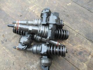 форсунка Volkswagen Sharan 1 поколение [2-й рестайлинг] 2006, 1.9 л., TDi, дизель, 038130073BE