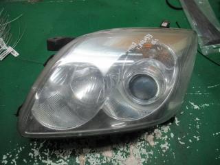 фара левая Toyota Avensis 2 поколение (T250) 2006, 2.2 л., дизель, МКПП, универсал