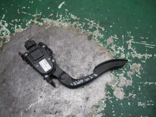 педаль Renault Twingo 2 поколение 2011, 1.2 л., i, бензин, МКПП, хетчбэк 5 дв., 8200426241E