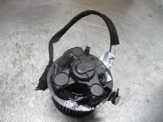 моторчик печки Dacia Sandero 1 поколение 2009, 1.4 л., бензин, МКПП, хетчбэк 5 дв.