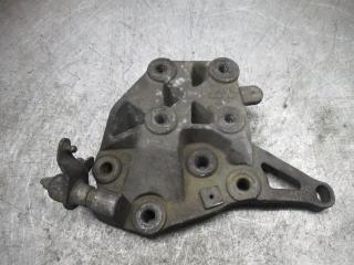 кронштейн КПП Peugeot Boxer 2 поколение 2013, 1347610080