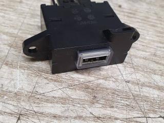 разъем AUX / USB Alfa Romeo 2020, 2.0 л., бензин, АКПП, седан, 50548751