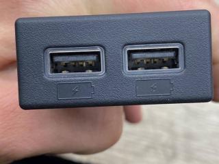 разъем AUX / USB Alfa Romeo Stelvio 1 поколение 2018, 2.0 л., бензин, 156131945