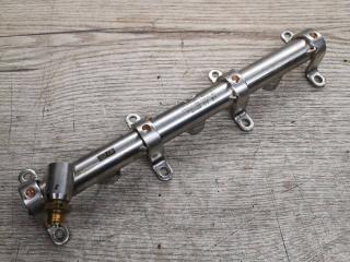 топливная рампа Porsche Macan 1 поколение 2019, 3.0 л., бензин, правый руль, 06M133315, 06M133315L