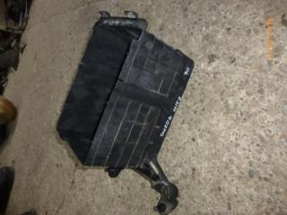 полка аккумулятора Volkswagen Touran 1 поколение 2004, 1.9 л., TDi, дизель, МКПП, минивэн