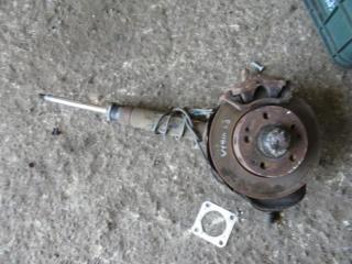 стойка передняя левая Mercedes-Benz 190 1 поколение 1983, 1.8 л., i, бензин