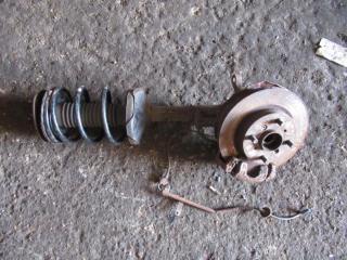 стойка передняя левая Suzuki Baleno 1 поколение 1999, 1.6 л., i, бензин, универсал