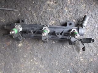 форсунка Volkswagen Polo 4 поколение 2003, 1.2 л., бензин, 03E906031