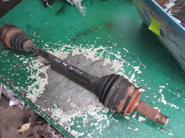 полуось (приводной вал, ШРУС) Mercedes-Benz Vito W639 2006, 2.2 л., дизель, МКПП, минивэн - фото №1