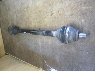 полуось передняя правая (приводной вал, ШРУС) Volkswagen Passat B6 2005, 2.0 л., TDi, дизель, МКПП, универсал
