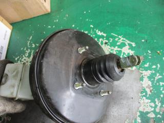 вакуумный усилитель тормозов Renault Twingo 1 поколение [2-й рестайлинг] 2003, 1.2 л., i, бензин, МКПП, хетчбэк 5 дв., 8200192605