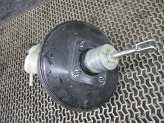 вакуумный усилитель тормозов Renault Twingo 2 поколение 2011, 1.2 л., i, бензин, МКПП, хетчбэк 5 дв., 8200910008A