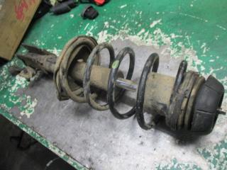 стойка передняя правая Chevrolet Nubira 1 поколение 2006