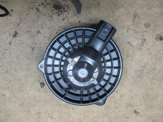 моторчик печки Mazda 2 1 поколение 2005, 1.3 л., бензин, МКПП, хетчбэк 5 дв.