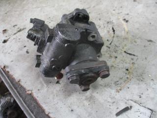 насос гидроусилителя руля Volkswagen Passat B5 2000, 1.9 л., дизель
