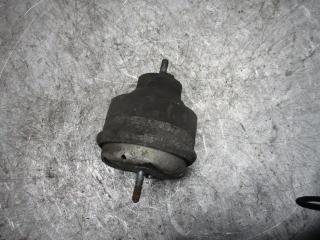 подушка крепления двигателя Audi A4 B5 1998, 8D0199379S