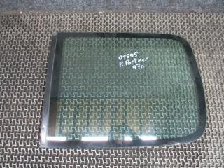 стекло кузовное боковое левое Peugeot Partner 1 поколение (M49) 1997, 1.9 л., дизель, МКПП, фургон