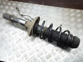 стойка передняя правая Volkswagen Golf 3 поколение 1999, 1.4 л., бензин, МКПП, хетчбэк 5 дв.