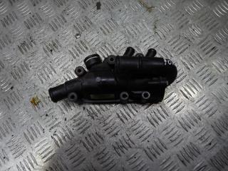 корпус термостата Ford Fiesta 5 поколение 2004, 1.3 л., бензин, 2S6G9K478A2B