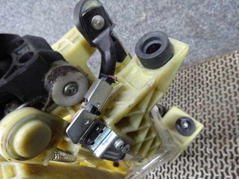 кулиса Mercedes-Benz Vito W639 2006, 2.2 л. - фото №1