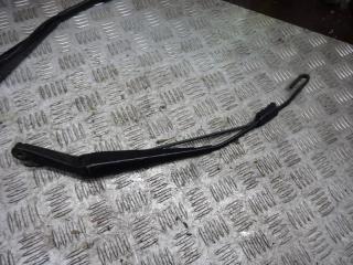 щеткодержатель (поводок стеклоочистителя, дворник) Mercedes-Benz Vario W670 2004, 0018202744