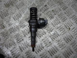 форсунка Volkswagen Golf 3 поколение 2000, 1.9 л., дизель, 038130079GX