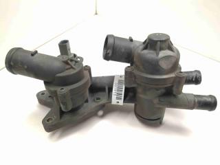 корпус термостата Volkswagen Jetta 5 поколение 2008, 1.4 л., TSI, бензин, МКПП, передний привод, 03C121026S, 03C121111P