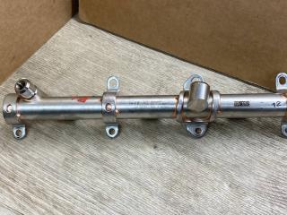 топливная рампа Porsche Macan 1 поколение [2-й рестайлинг] 2023, 2.9 л., бензин, АКПП, 06M133316L