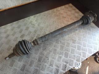 полуось передняя правая (приводной вал, ШРУС) Volkswagen Golf 3 поколение 1995, 1.8 л., бензин, АКПП, хетчбэк 5 дв.