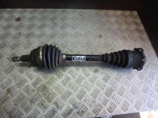 полуось передняя левая (приводной вал, ШРУС) Volkswagen Golf 3 поколение 2000, 2.3 л., бензин