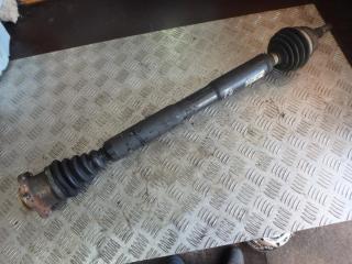 полуось передняя правая (приводной вал, ШРУС) Volkswagen Golf 3 поколение 2000, 2.3 л.