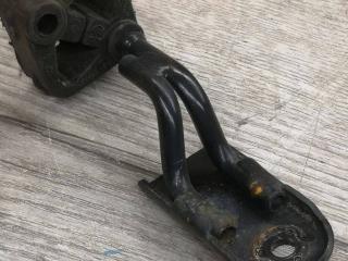 кронштейн глушителя Alfa Romeo 2018, 2.0 л., бензин, АКПП, полный привод, 50546854