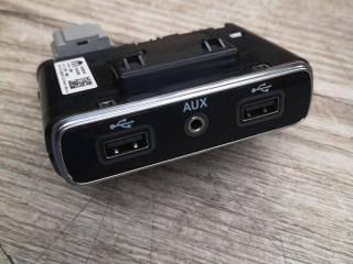 разъем AUX / USB Alfa Romeo Stelvio 1 поколение 2018, 2.9 л., бензин, 01561439580