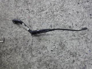 щеткодержатель (поводок стеклоочистителя, дворник) Volvo XC70 1 поколение 1998