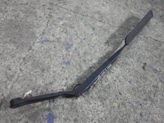 щеткодержатель (поводок стеклоочистителя, дворник) Kia Magentis 1 поколение 2001