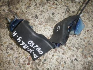 петля крышки багажника Volkswagen Passat B6 2008, 1.9 л., дизель, МКПП, универсал, 3C9827331D