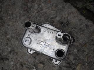 теплообменник масляного фильтра Mercedes-Benz E-Класс W210/S210 1998, 2.2 л., дизель, A6121880301