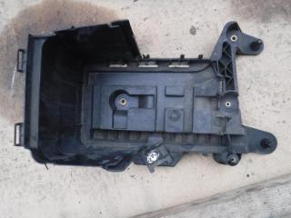 полка аккумулятора Volkswagen Touran 1 поколение 2006, 2.0 л., дизель, АКПП, минивэн, 1K0915333B