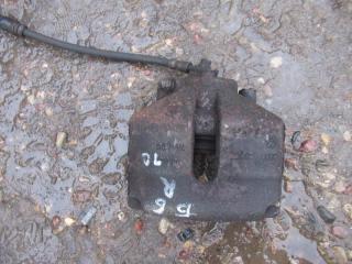 суппорт передний правый Volkswagen Passat B6 2008