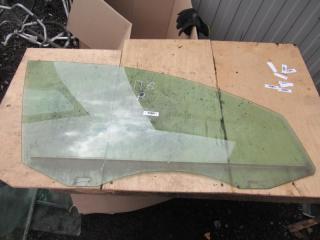 стекло двери передней правой Volkswagen Passat B6 2007