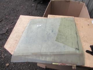 стекло двери передней левой Hyundai Galloper 2 поколение 1998