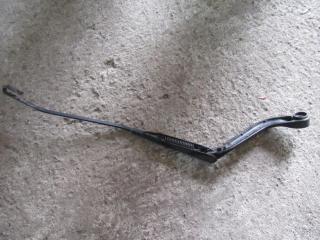 щеткодержатель (поводок стеклоочистителя, дворник) Volvo V70 1 поколение 1999, 2.5 л., дизель, МКПП, универсал, 9169315